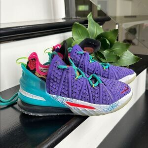 Nike Men's Purple Teal Pink Athletic Shoes